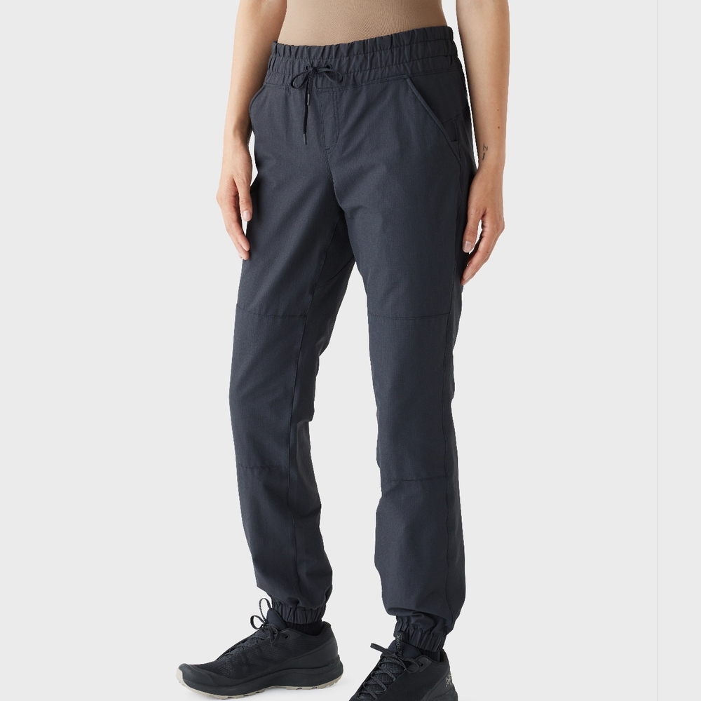 Sz 18 Charcoal MEC Women's Wanderwall Jogger Pants (tiny hole)